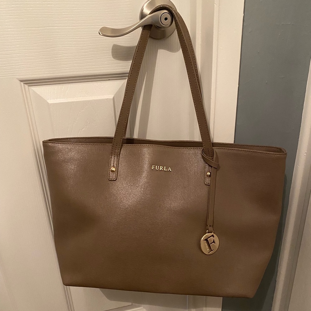 Genuine Furla Leather Purse In A Taupe Color
